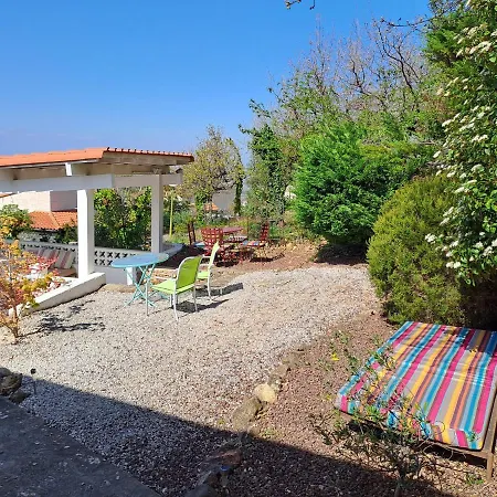 Holiday home O Petit Bonheur