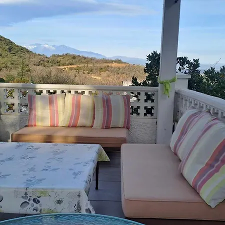 Holiday home O Petit Bonheur *